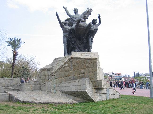Antalya Attat&uuml;rk 3
